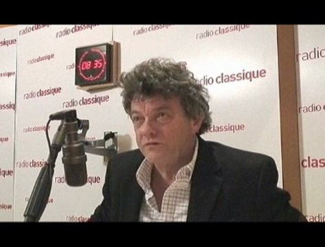 Jean-Louis Borloo au micro de Guillaume Durand