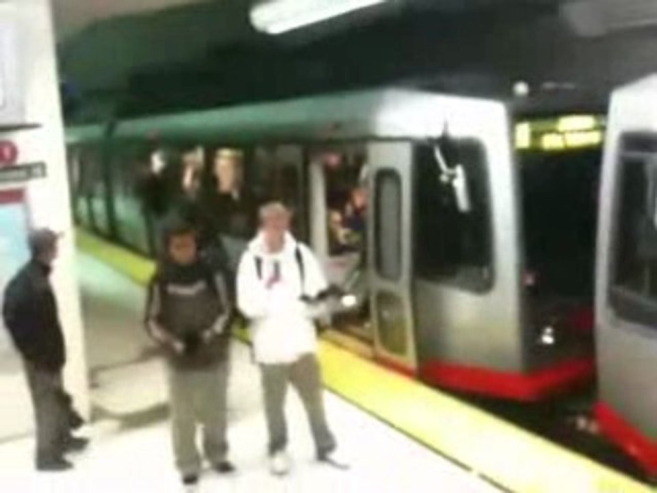 Inondation des escaliers du métro !