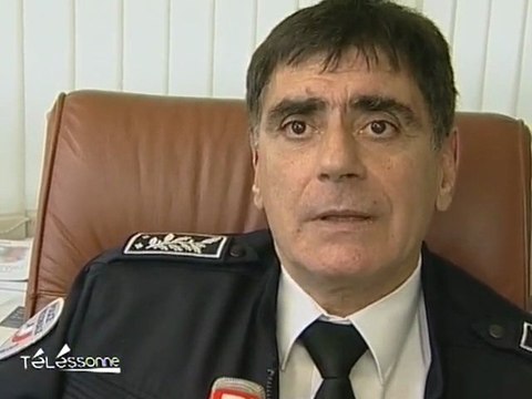 Garde à vue abusive au commissariat d'Étampes