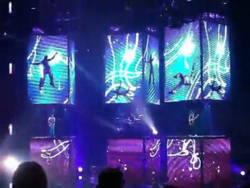 Muse concert 1/12/09 "Exogénésis"