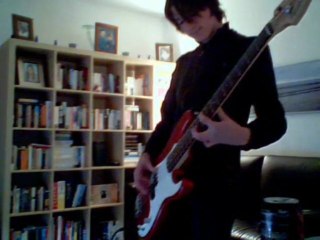 Plug in Baby Bass cover