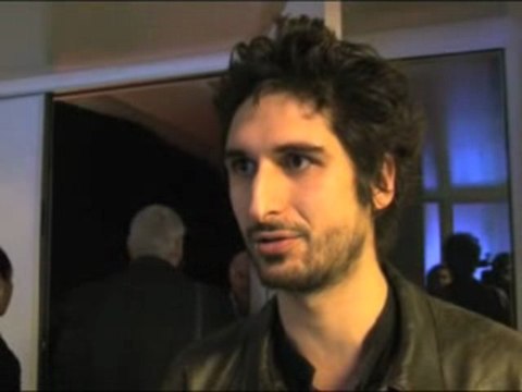 fete des lumieres Hommes Debout AADN