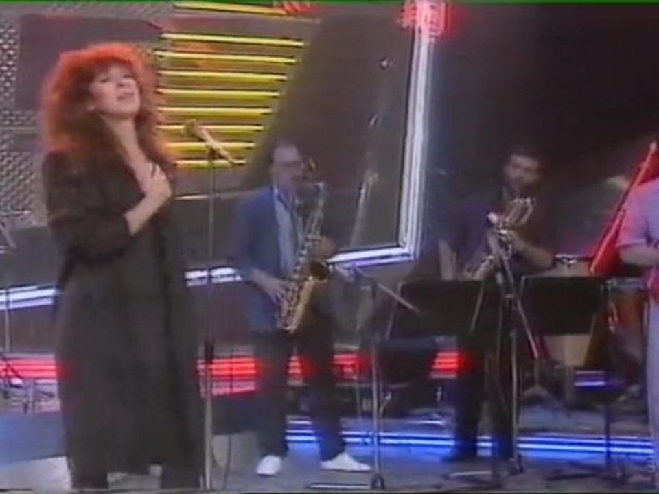 Elkie Brooks - My Baby Left Me - Tribute To Elvis