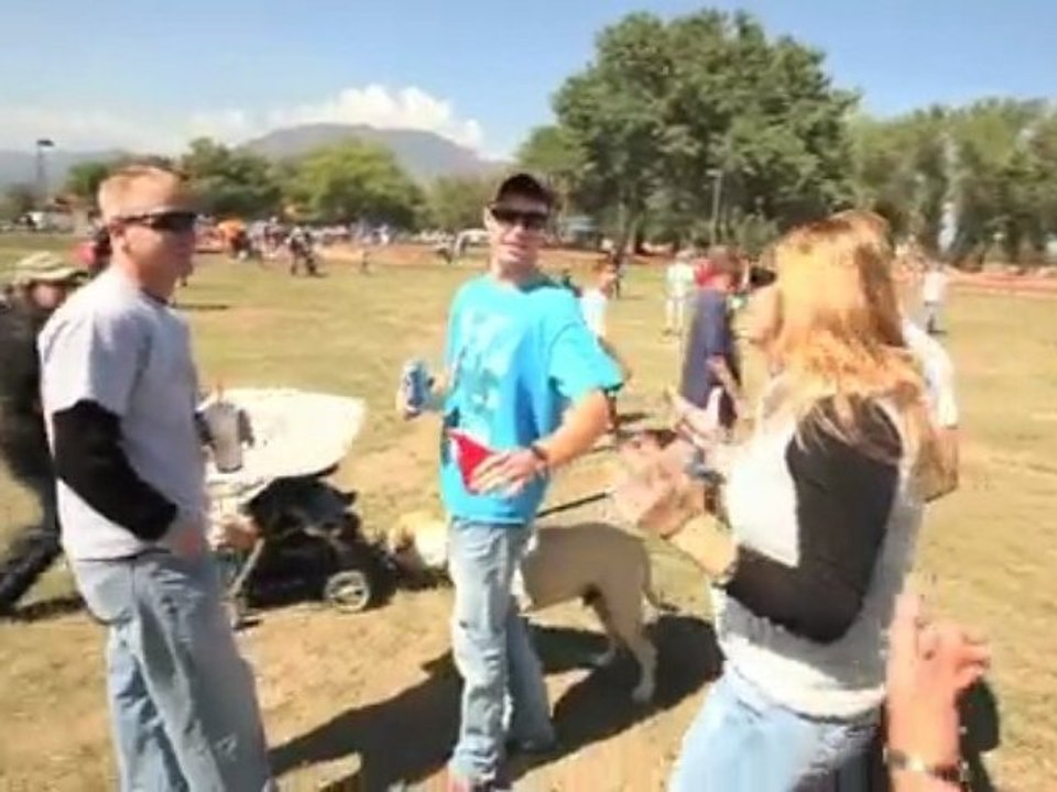 MotorNeeke TV Hooters Girls at Fort Carson