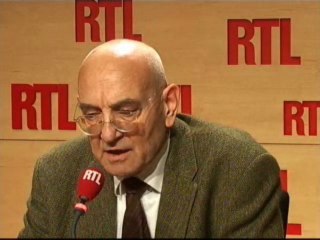 M. Gallo : "Il y a une crise nationale de longue durée" (RTL