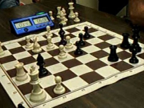 ECHECS : BEN 0 VS 1 STEPH (CLASSE A 2009)