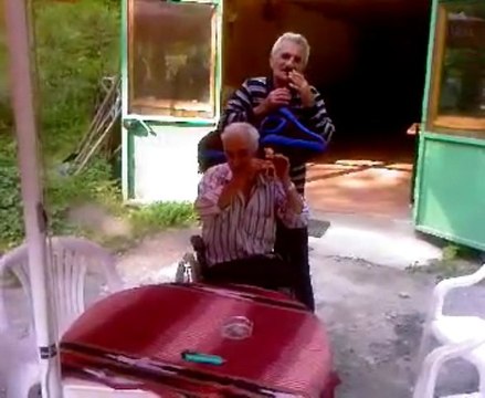 İKİ DEMİRCİ BİR TULUM- kavrun.tr.gg