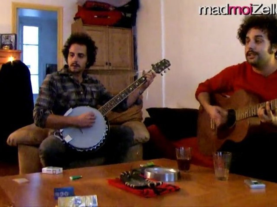 Jil is Lucky "The Wanderer" (musique pub Kenzo)