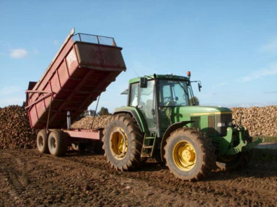 Arrachage betteraves 2 dans l'Oise