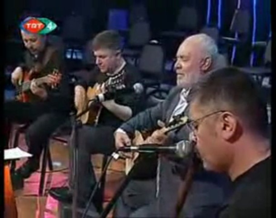 Musa Eroğlu'' Başım Alır Diyar Diyar Giderim ''