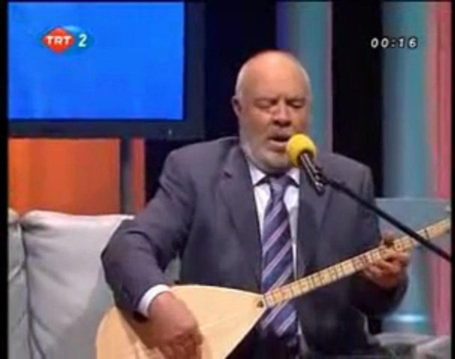 Musa Eroğlu '' Şu Dağlarin Yükseğine ''