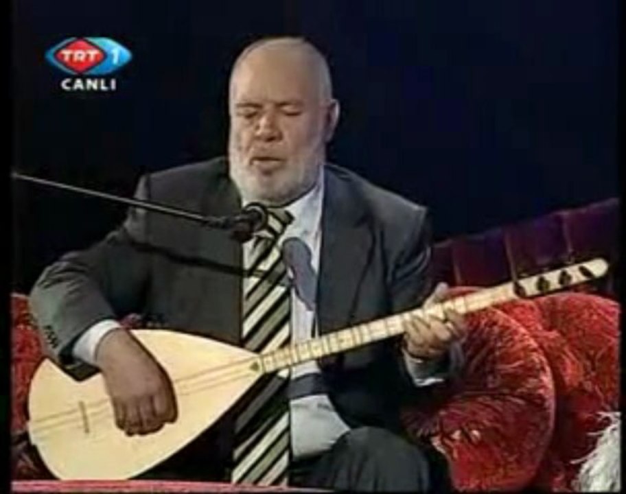 Musa Eroğlu '' Gel Gönül Usanma ''