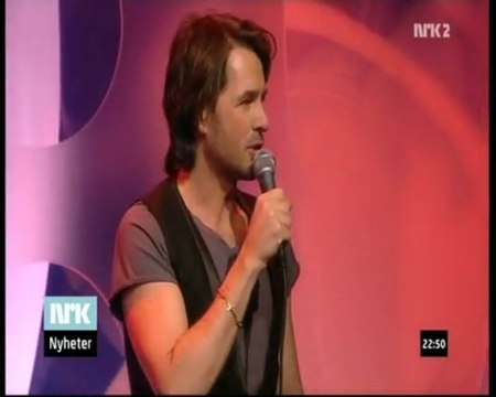 Peter Jöback performing Viskar En Bön - Norway 2009