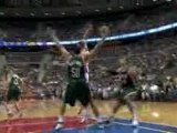 NBA Detroit's Jonas Jerebko finds Ben Wallace with the sweet