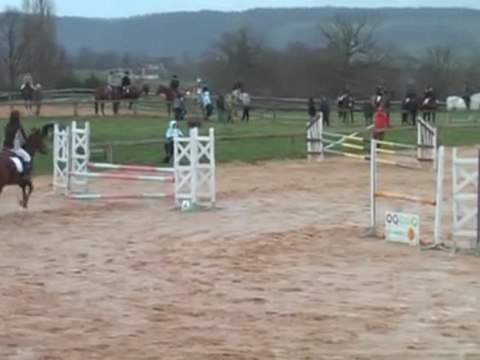 Mélanie et Larose - CSO Club 2 - Semur 29 11 09