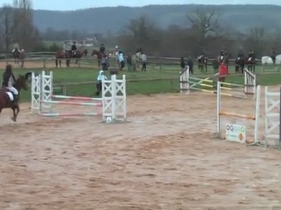 Mélanie et Larose - CSO Club 2  - Semur 29 11 09