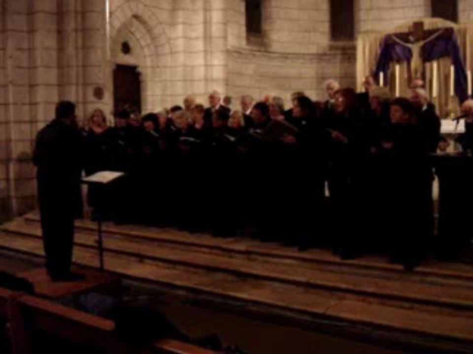 ige Herouvimy chanté par l'ensemble vocal Amaryllis