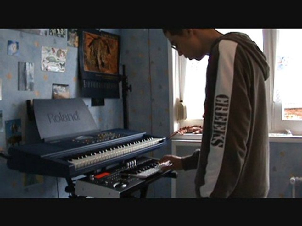 The Ecstasy of Gold By Loupstigrou au synthé piano