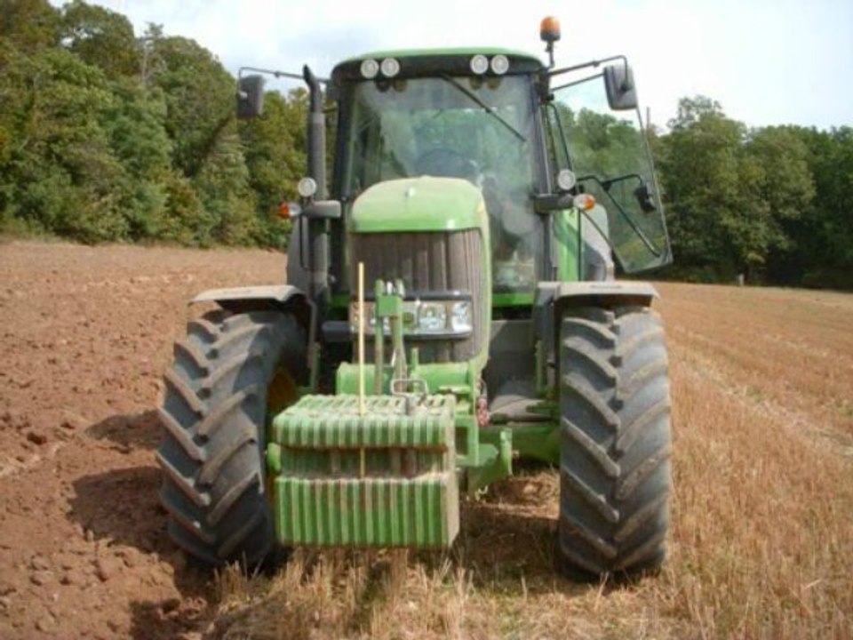 Labour John Deere 7530 et charrue Huard 5 corps