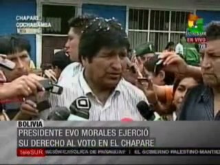 Evo Morales ofrece declaraciones luego de votar