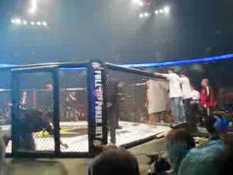 Fedor Emelianenko Strikeforce cageside introduction