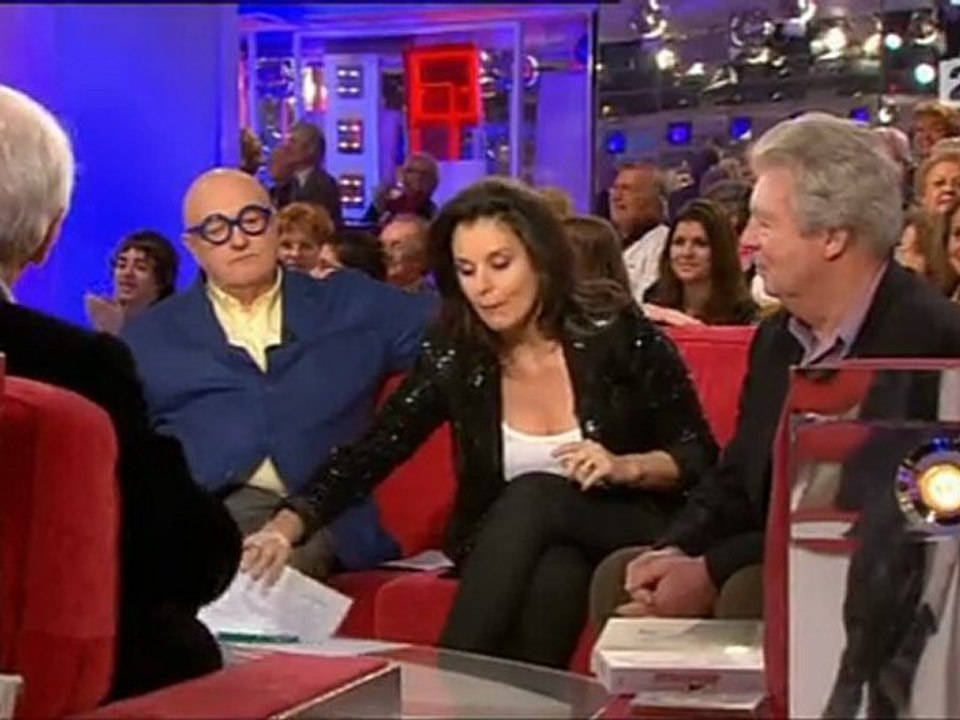 faustine bollaert 1/3 vivement dimanche prochain