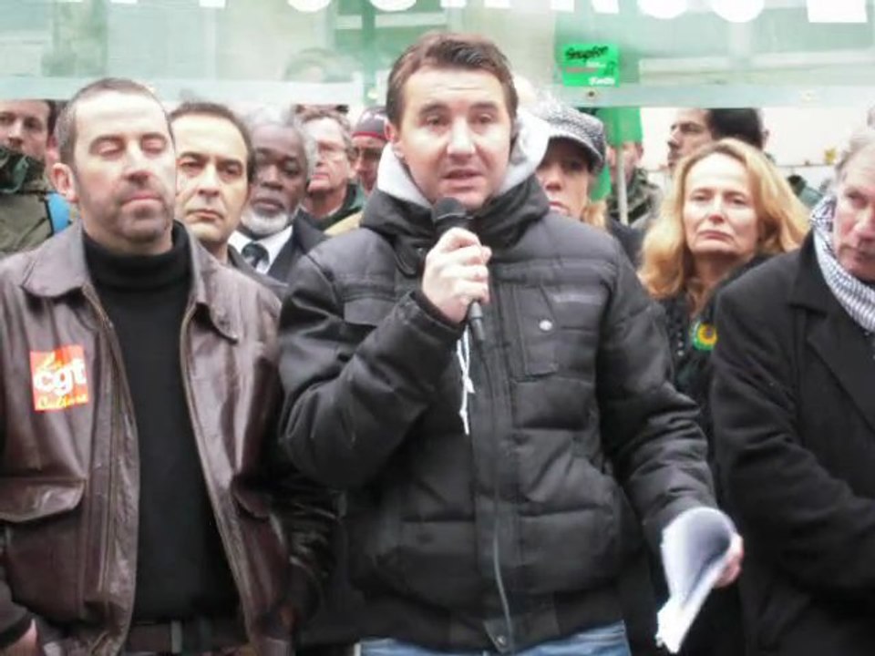 Olivier Besancenot soutient la grève des musées | 07.12.09