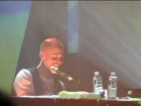 ♬♩ Emmanuel Moire ♬♩ L'attraction 02 décembre 09 Strasbourg