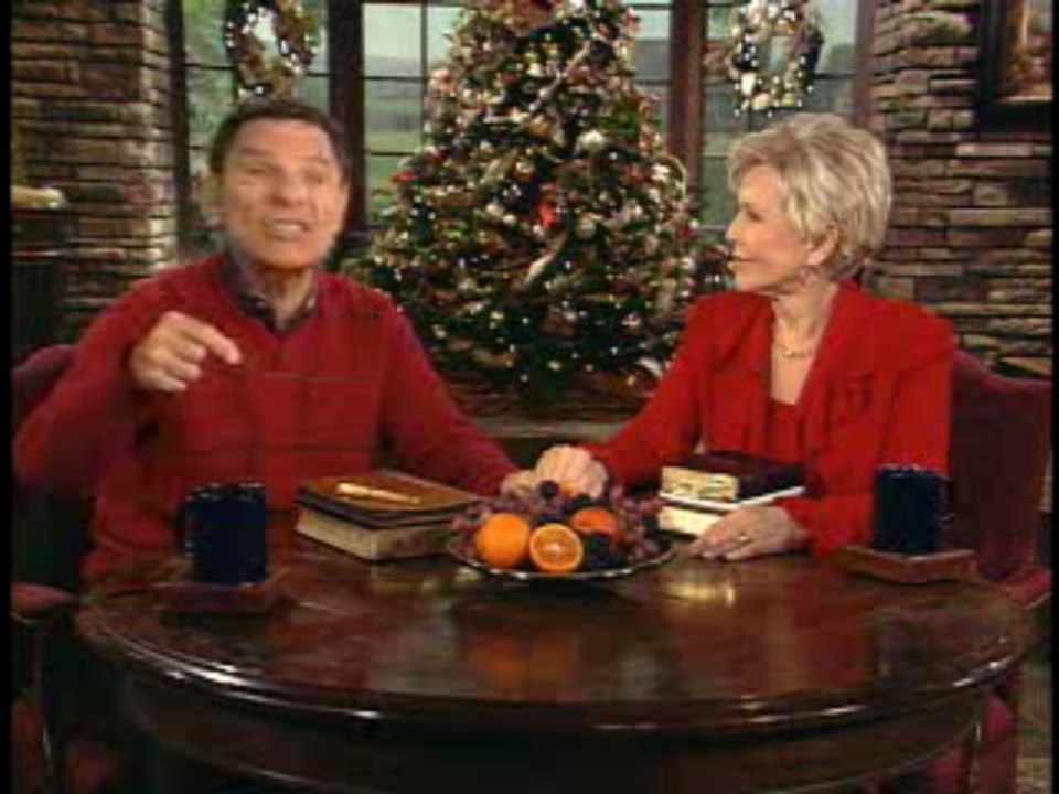 Christmas Greeting from Kenneth & Gloria Copeland