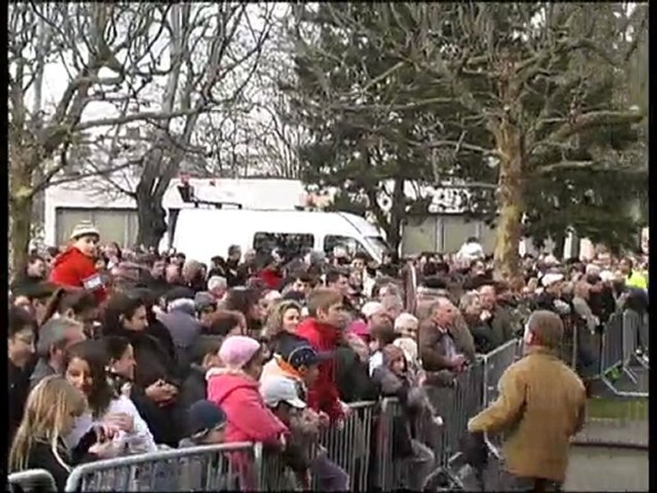 Destruction de 3 tours des prés Saint Jean.