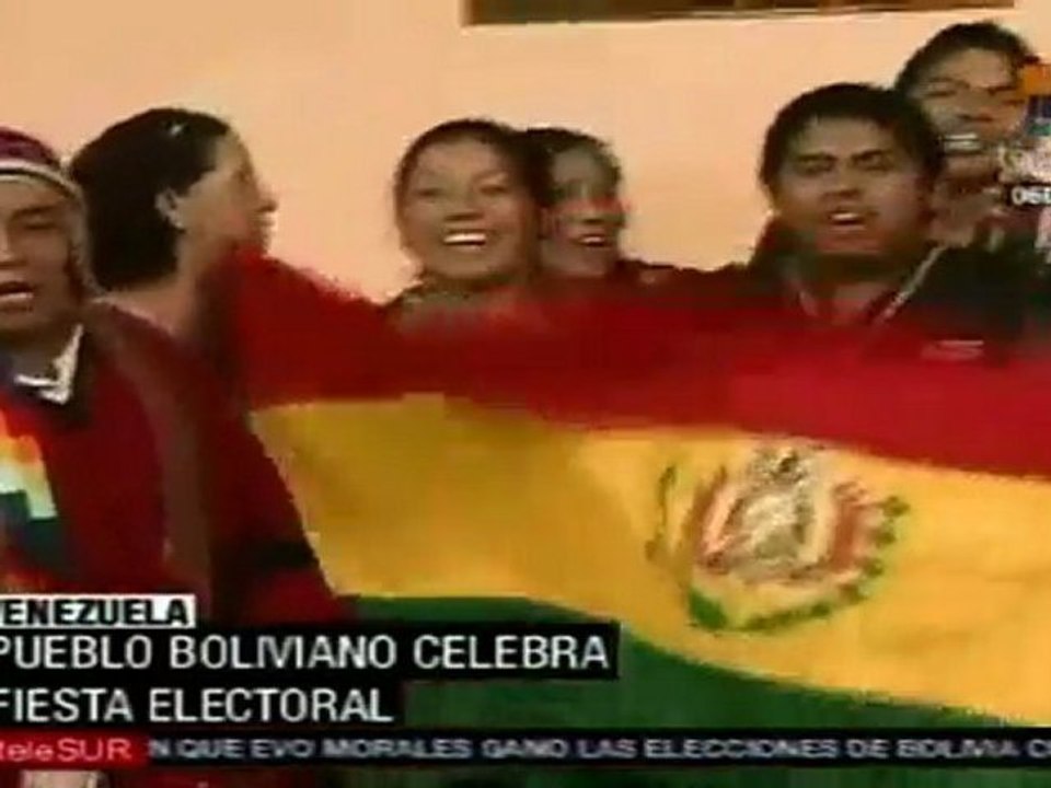 Votan bolivianos residentes en otros paises