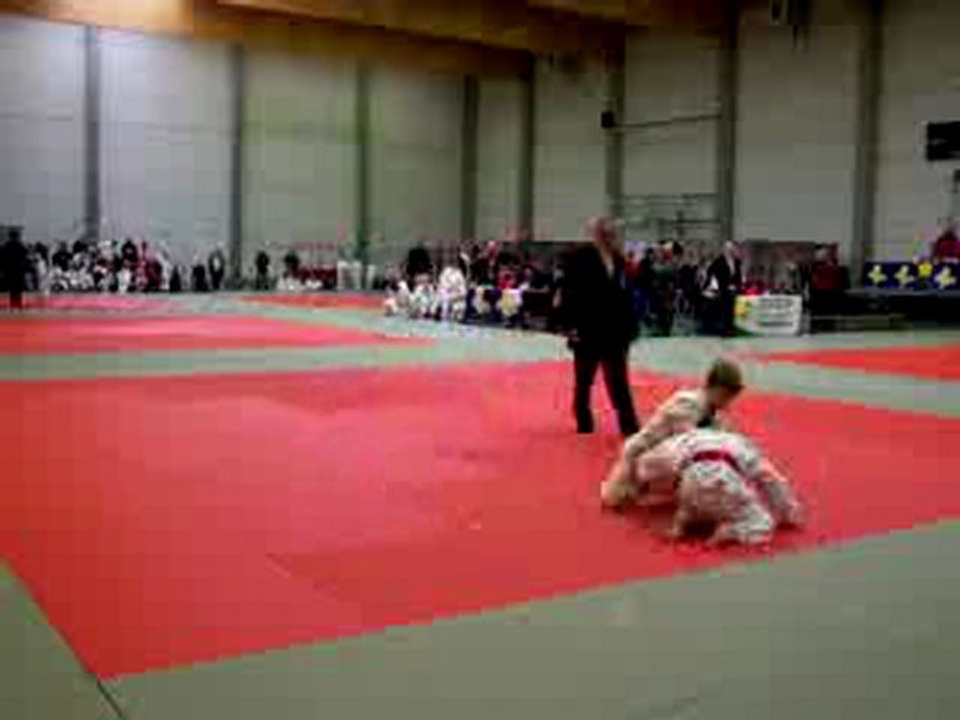 1er combat de judo de joseph st gilles le 6decembre 2009