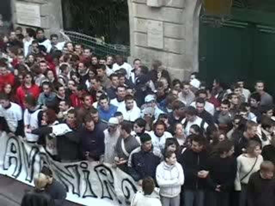 Police Attaque Etudiants Staps