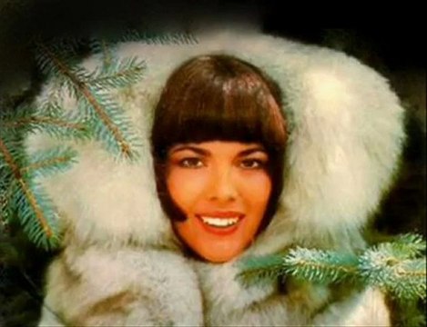 Mireille Mathieu - Douce nuit, sainte nuit (Chants De Noël)