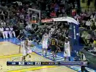 NBA Stephen Curry gets the hoop and the harm against the Jaz