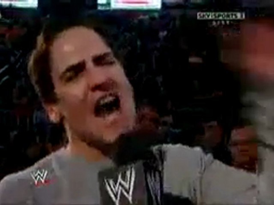 WWE RAW 12 7 09 2/10 (HQ)