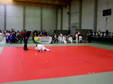 1er combat de judo de gérald st gilles le 6decembre 2009