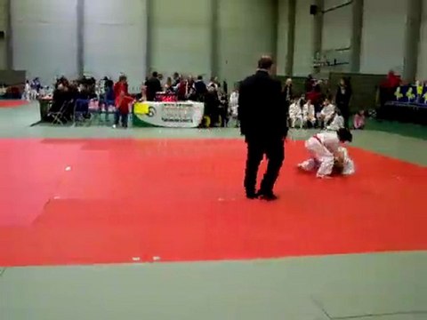 2ème combat de judo de gérald st gilles le 6decembre 2009