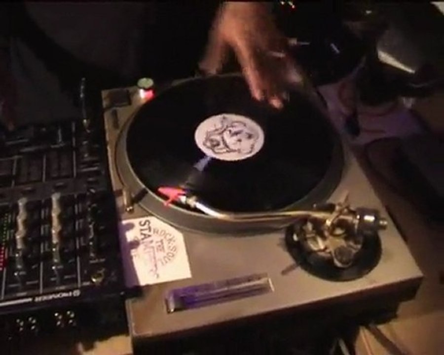 reportage dj (scratch).3.