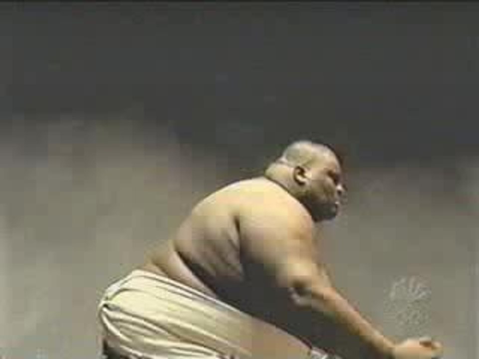 Le sumo aspiré