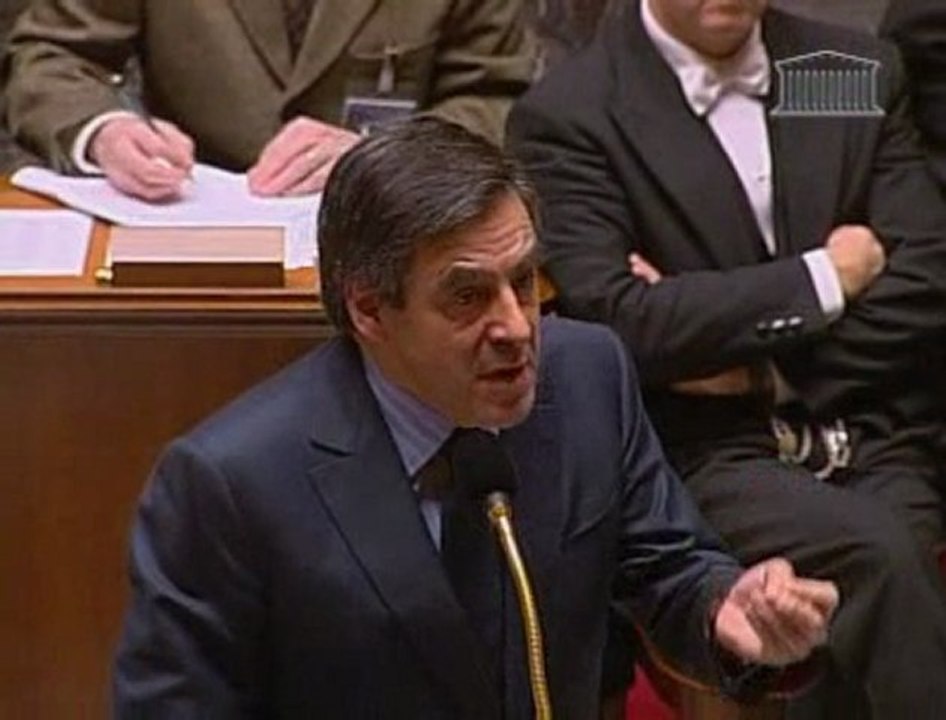 Fillon recadre l'opposition