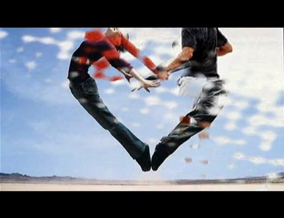 BU ŞARKI 2009 UN EN GÜZEL AŞK ŞARKISI.