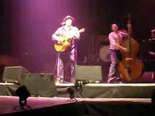 "Le Kiwi" - Eric Toulis