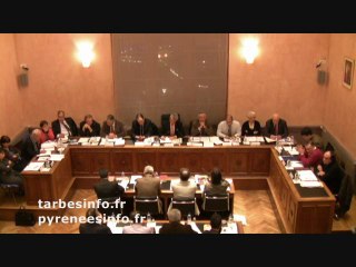 65Tarbes - Conseil municipal Débat Hôpital (07.12.09)