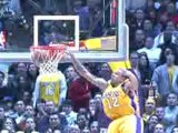 NBA Kobe Bryant tosses a beautiful alley-oop to Shannon Brow