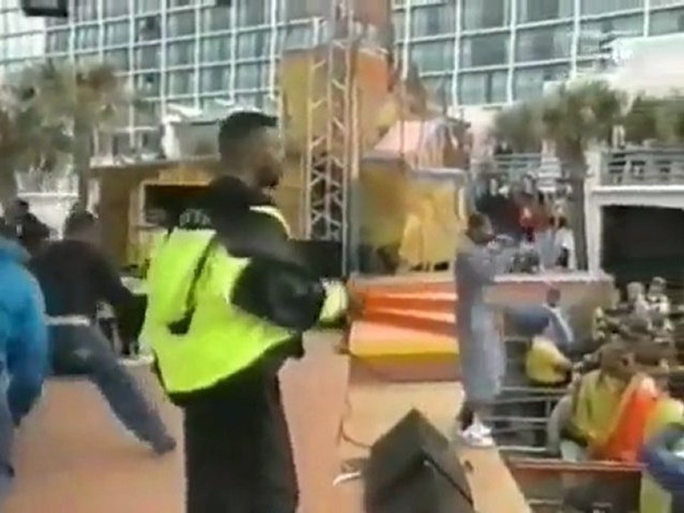 Nice & Smooth - Sometimes I Rhyme Slow (YO Mtv Raps '92)