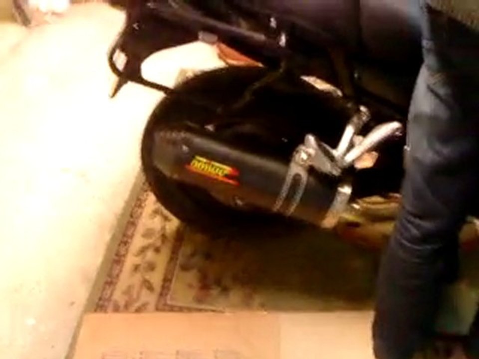 bandit 1250 pot mivv carbone