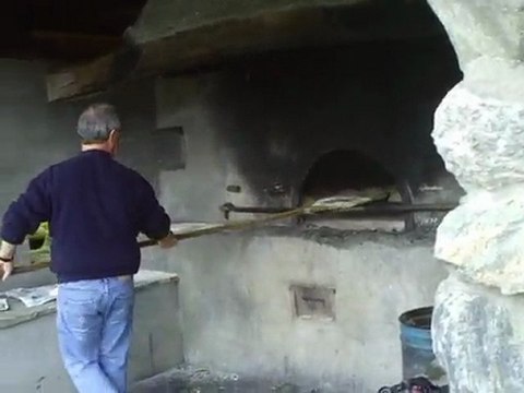 pain au four a bois du village en savoie