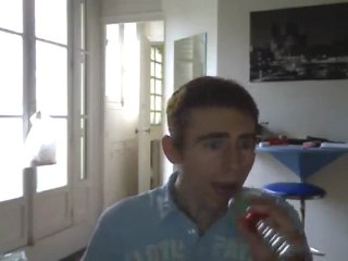 Wiwi égratigne "Ein Bett im Kornfeld"