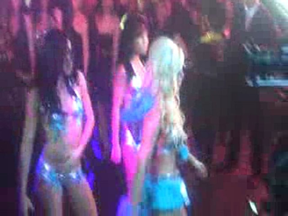 Karina Bradley's Dance Routine for the Music Video!